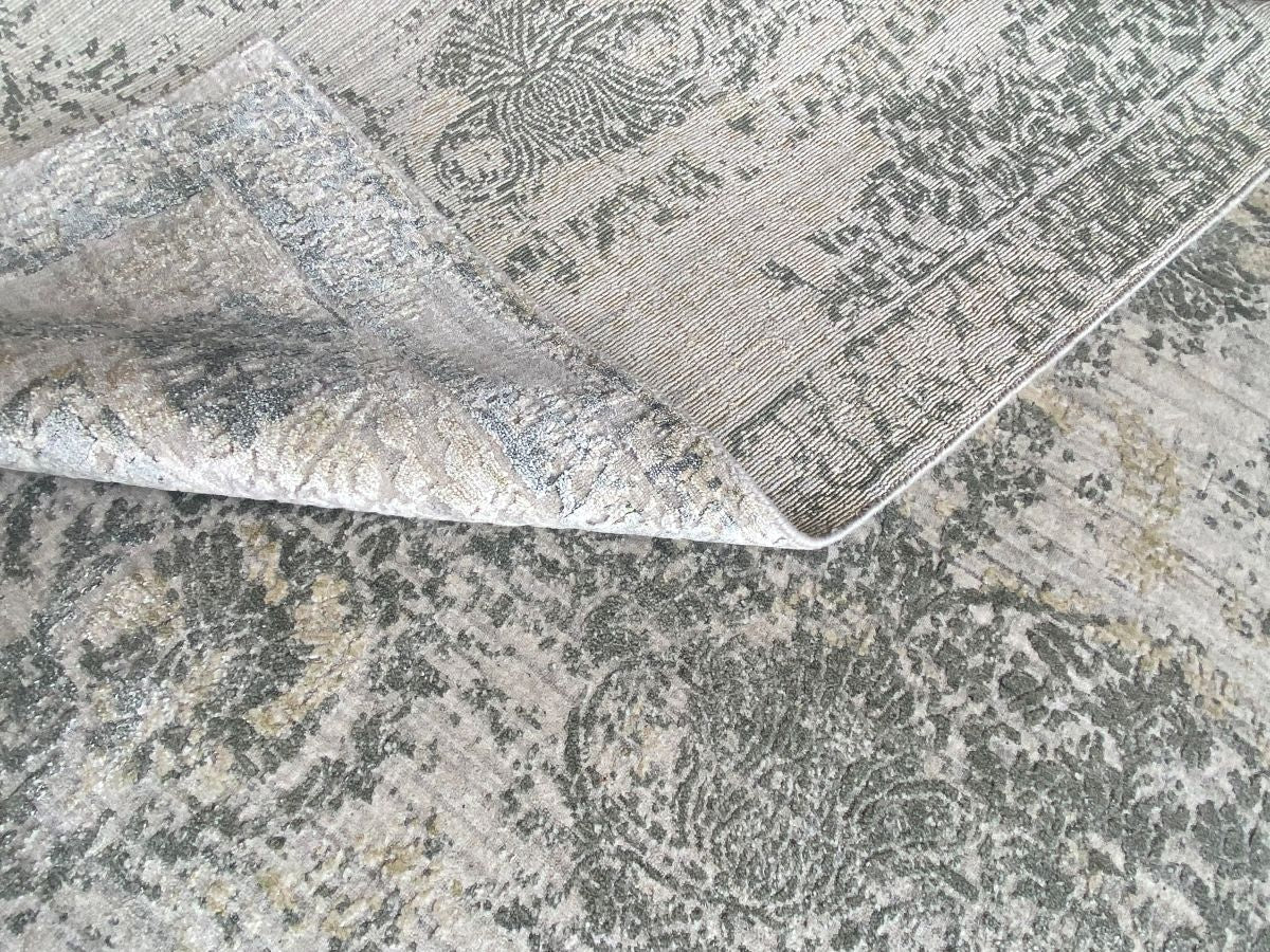 Hand-Woven Modern Crystal Collection