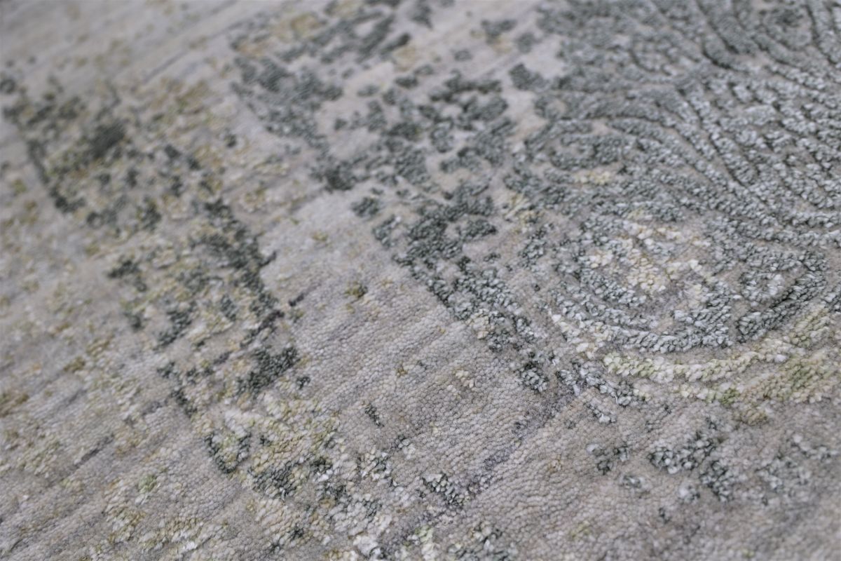 Hand-Woven Modern Crystal Collection