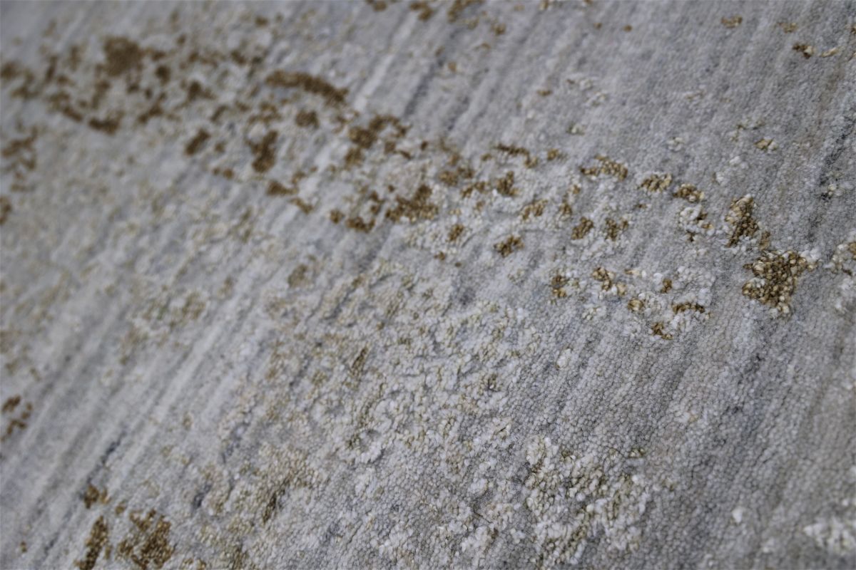 Hand-Woven Modern Crystal Collection