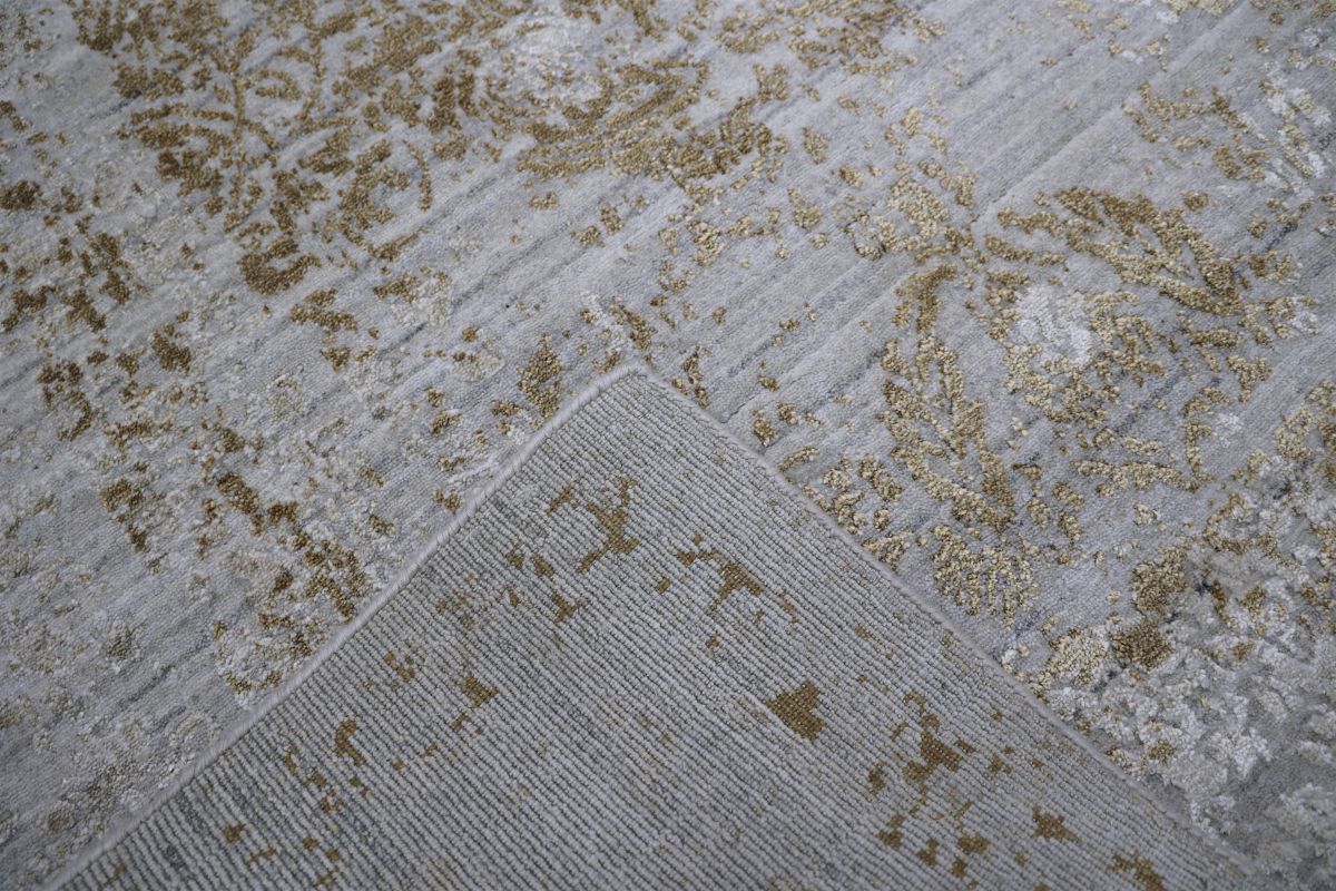 Hand-Woven Modern Crystal Collection