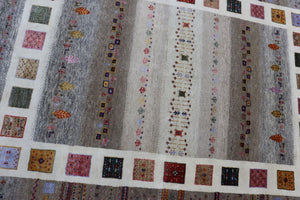 Hand-woven Loribaft Gabbeh Rug