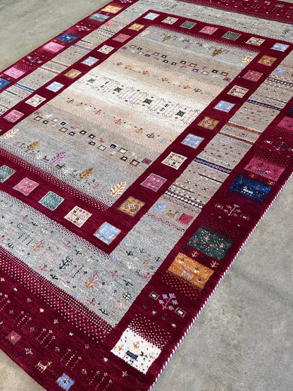 Hand-woven Loribaft Gabbeh Rug