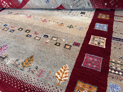 Hand-woven Loribaft Gabbeh Rug