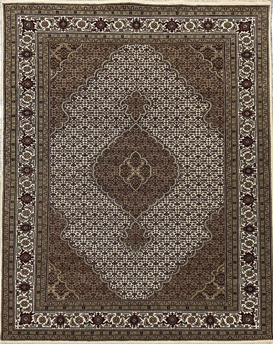 Fine Hand-Woven Persian Tabriz Mahi Design Carpet