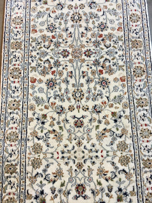 Fine Handmade Persian Naien Design Hall Runner