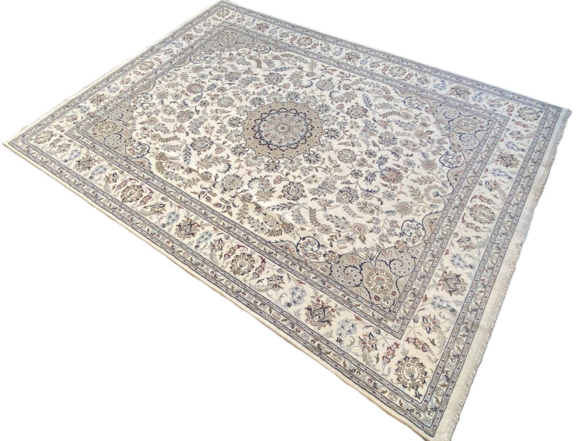 Traditional Hand-Woven Naien Carpet