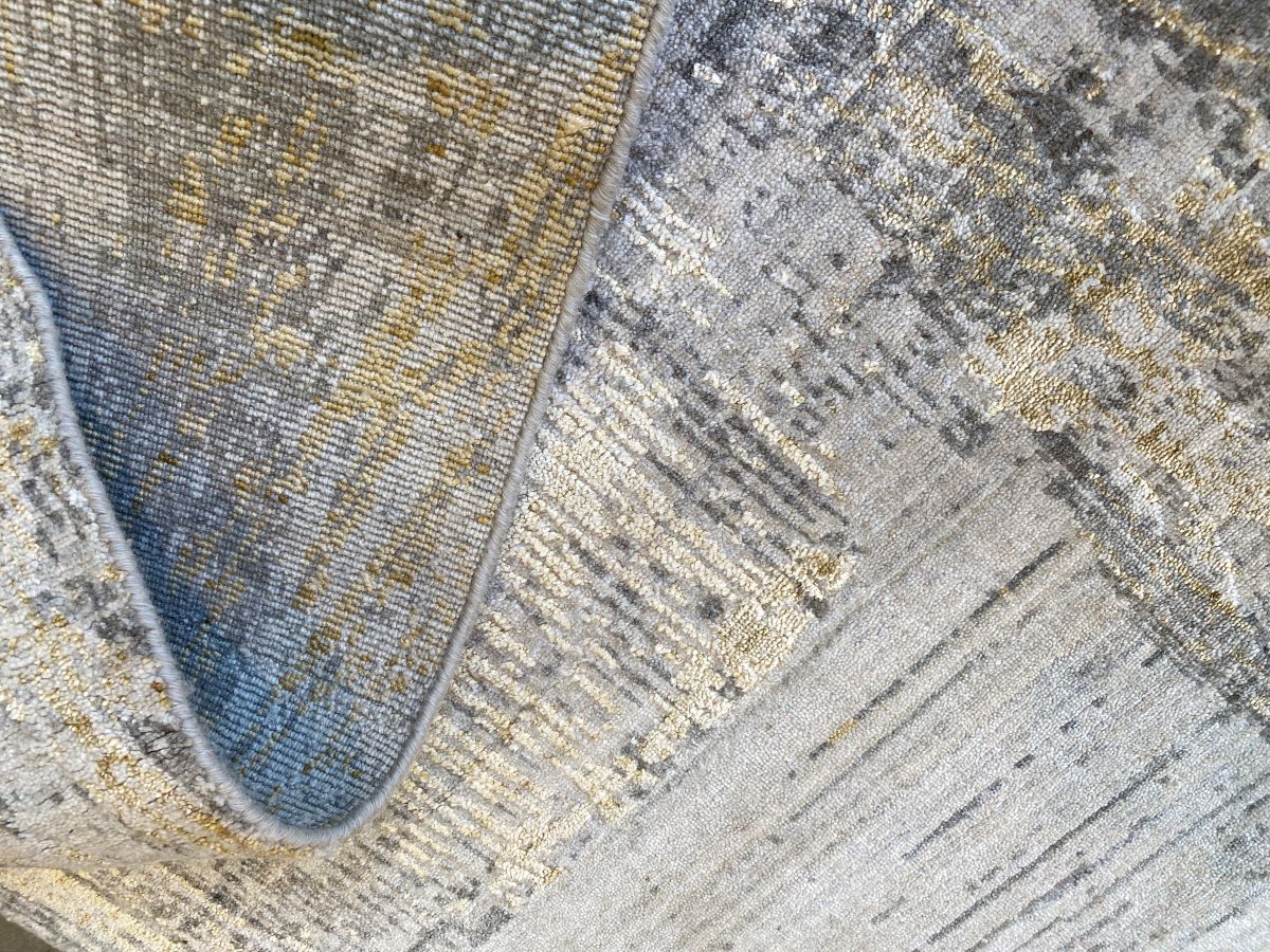 Hand-Woven Modern Glacier Runner