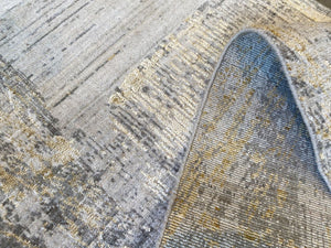 Hand-Woven Modern Glacier Runner