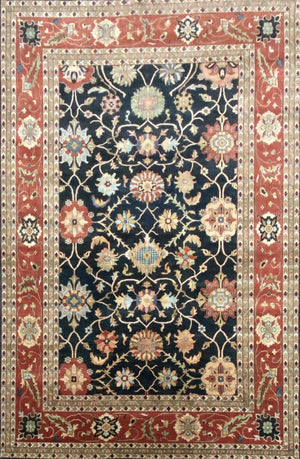 Hand-Woven Serapi Heriz Design Carpet