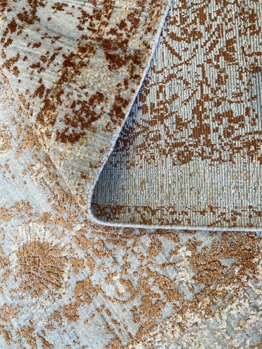 Hand-Woven Modern Crystal Collection