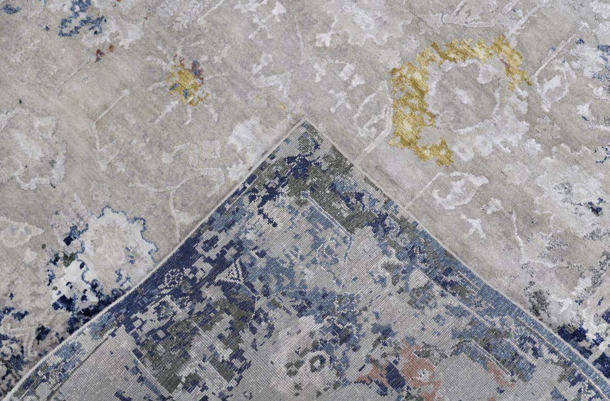 Hand-Knotted Modern Ushak  Sultanabad Collection