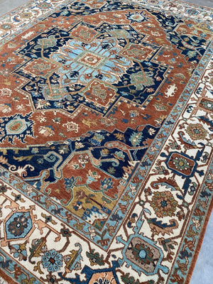 Hand-Woven Serapi Heriz Design Carpet