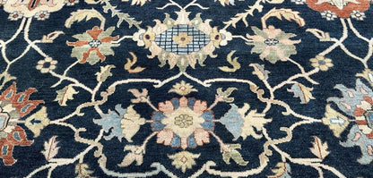 Hand-Woven Serapi Heriz Design Carpet