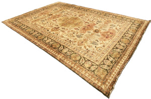 Hand-Knotted Modern Ushak Sultanabad Collection