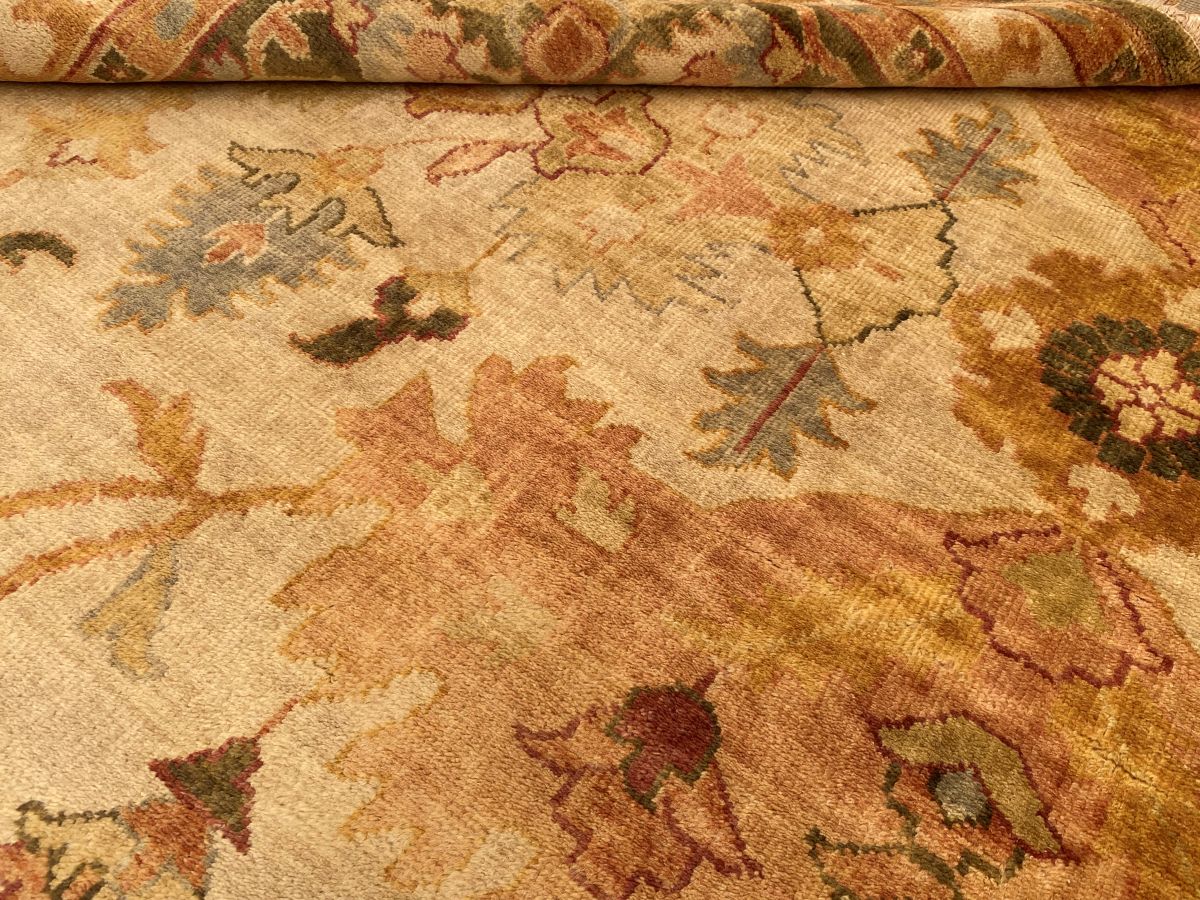 Hand-Knotted Ushak Sultanabad Collection