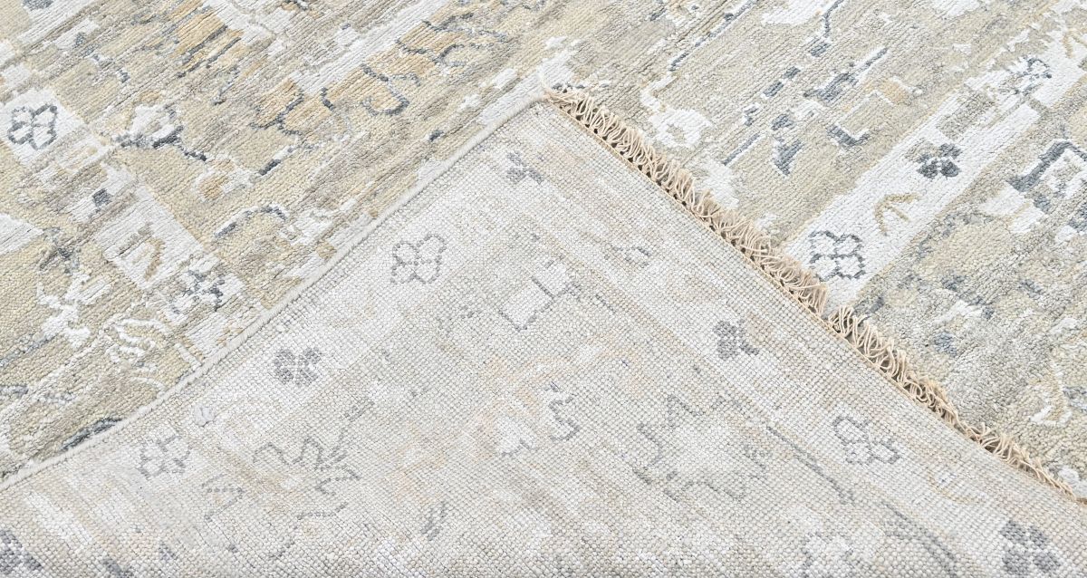 Hand-Knotted Modern Ushak  Sultanabad Collection