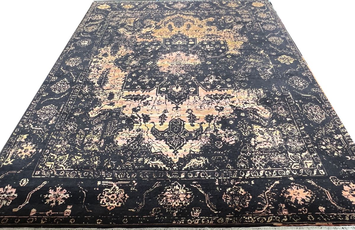 Hand-Woven Modern Transitional Heriz Design Carpet