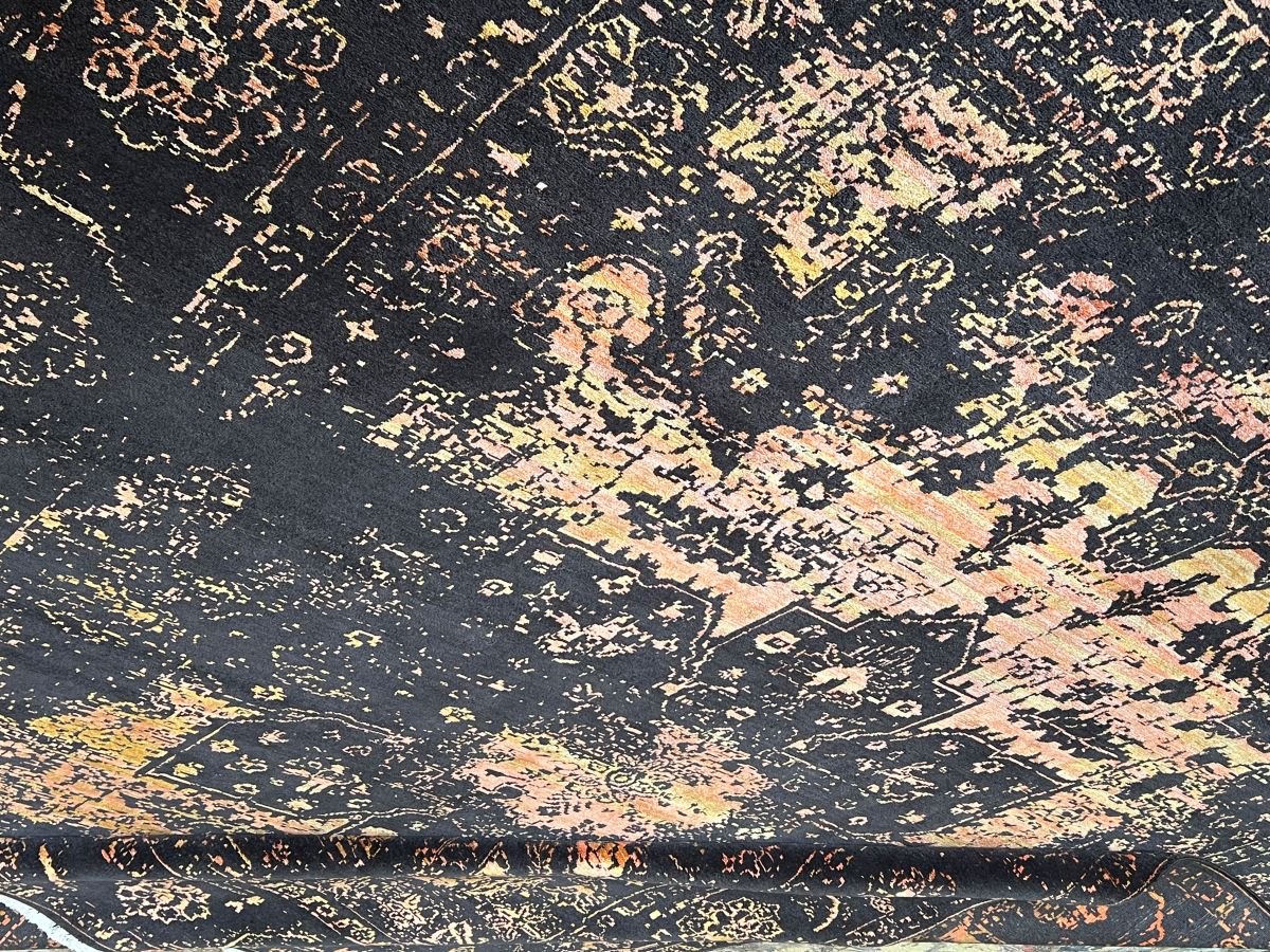 Hand-Woven Modern Transitional Heriz Design Carpet