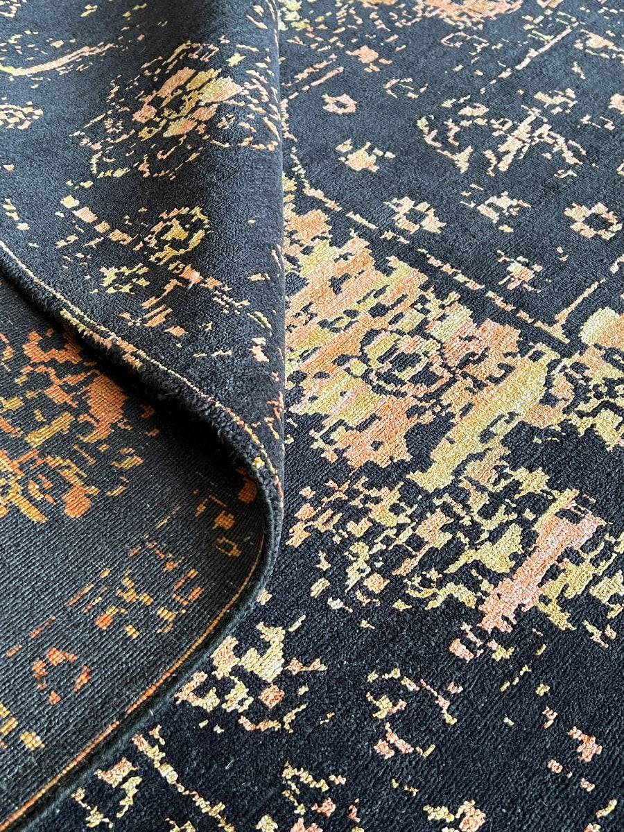 Hand-Woven Modern Transitional Heriz Design Carpet