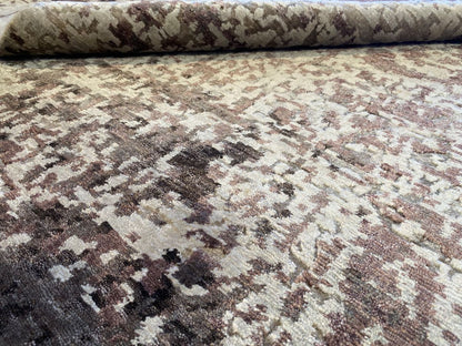 Hand-Woven Modern Everest Collection