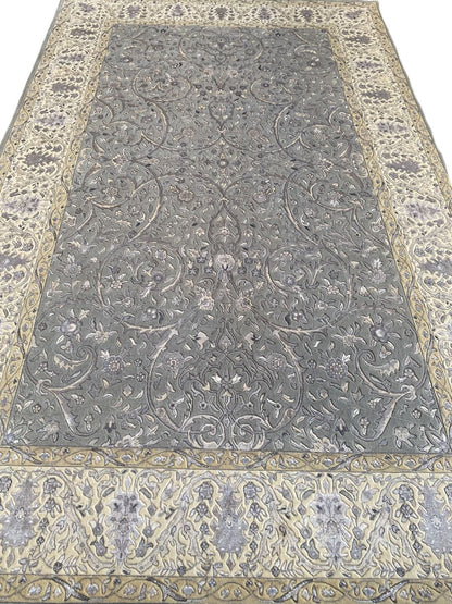Fine Hand-Knotted Jaipur Isfahan Carpet