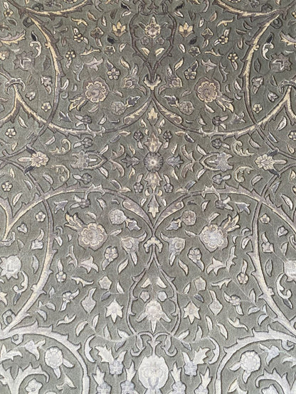 Fine Hand-Knotted Jaipur Isfahan Carpet