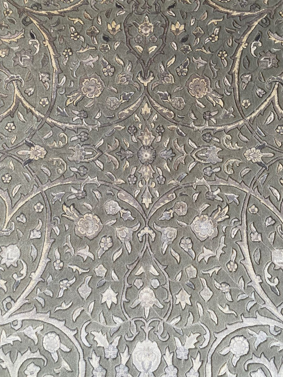 Fine Hand-Knotted Jaipur Isfahan Carpet