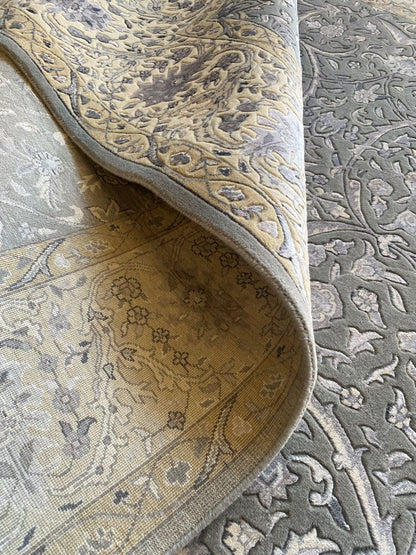 Fine Hand-Knotted Jaipur Isfahan Carpet