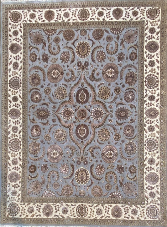 Traditional Hand-Woven Tabriz Design Rug