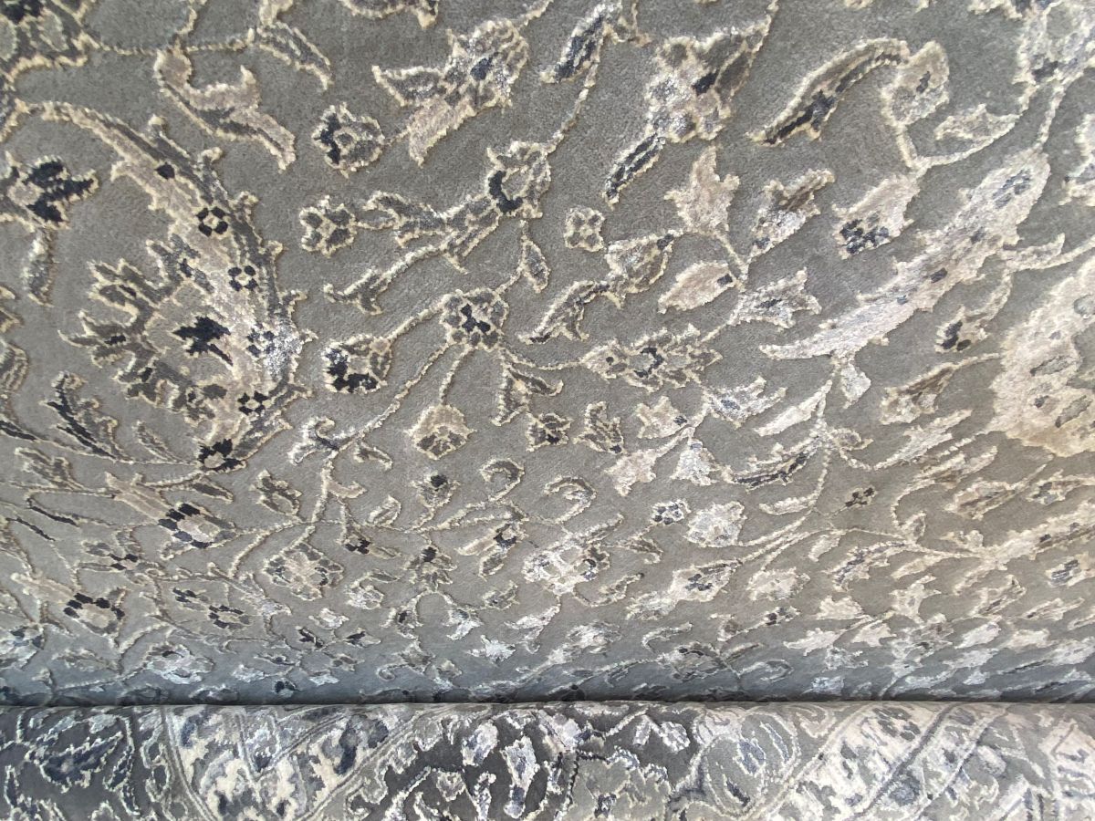 Fine Hand-Woven Modern Crystal Collection