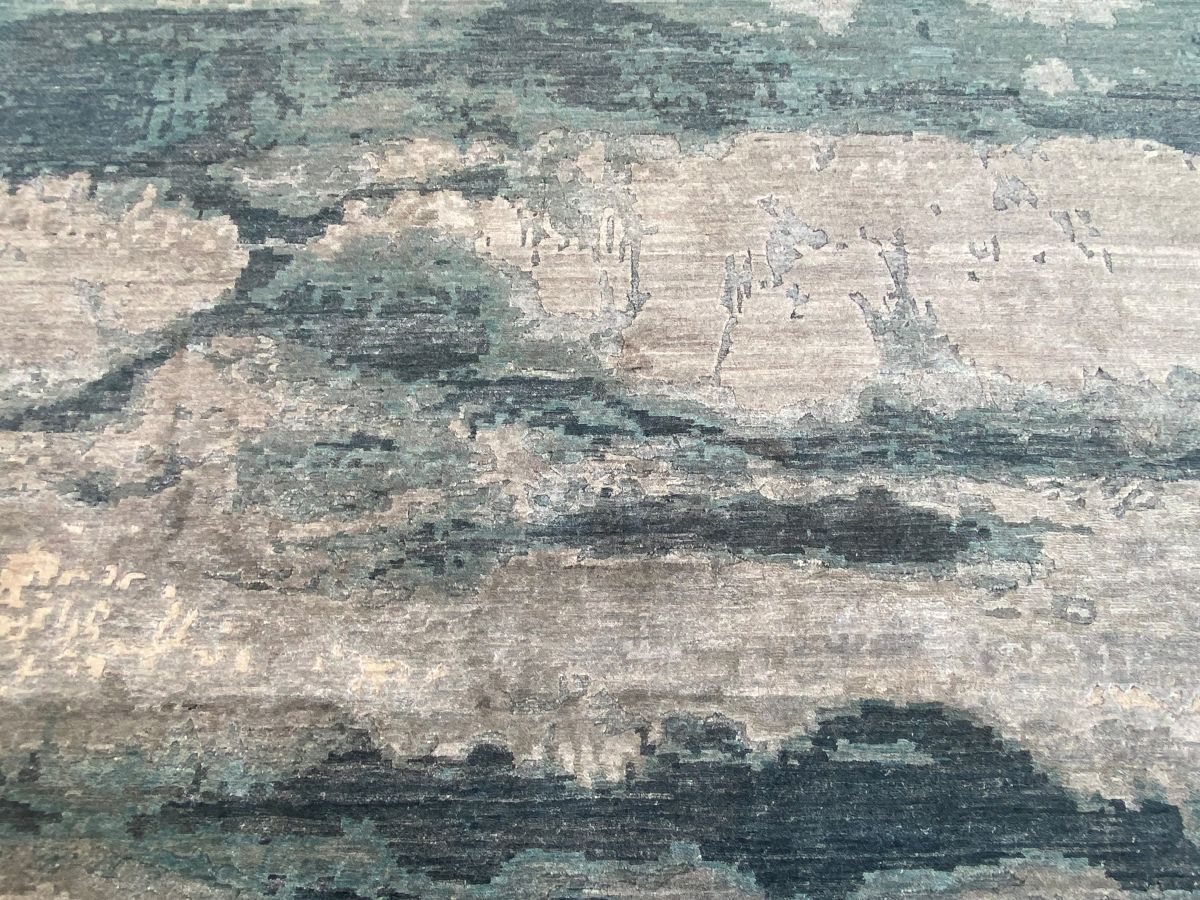 Hand-Woven Modern Everest Collection