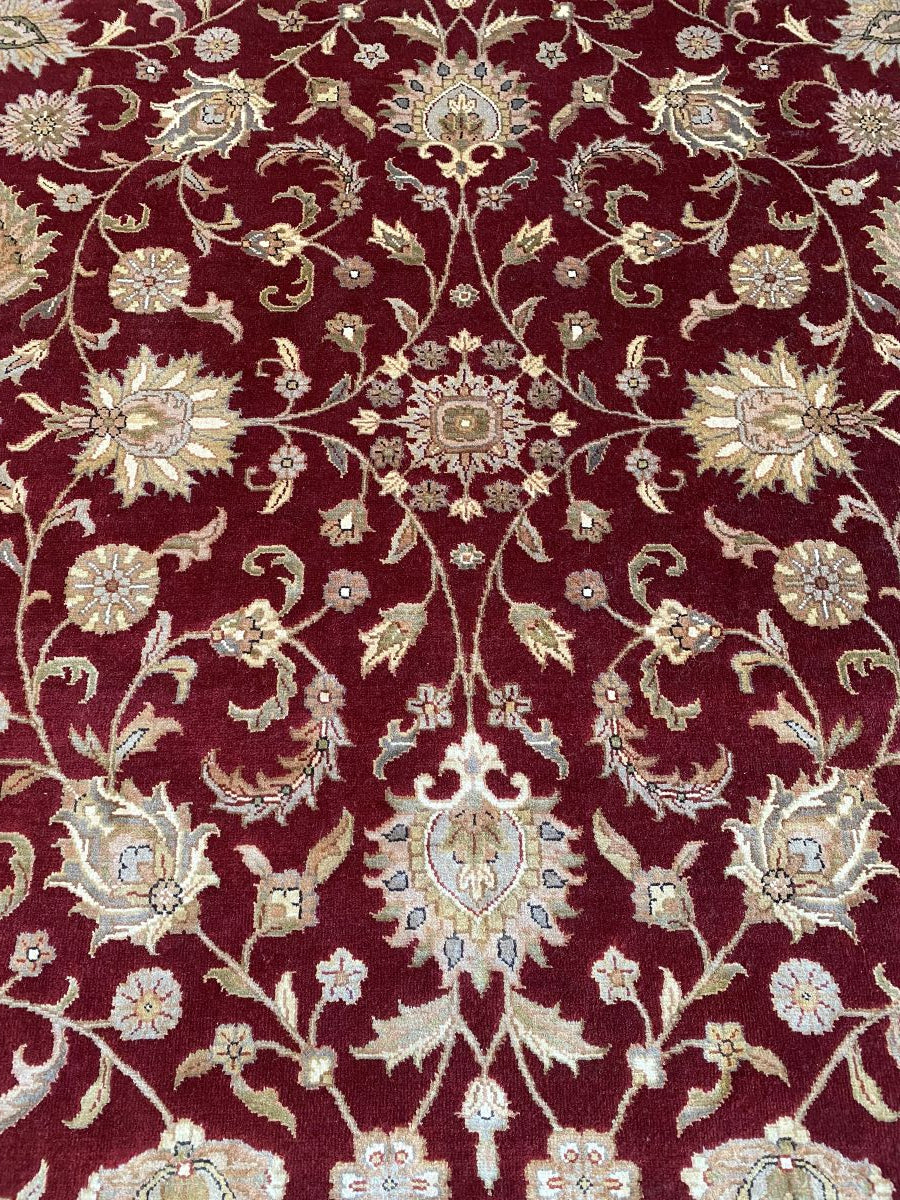 Traditional Hand-Woven Tabriz Design Rug