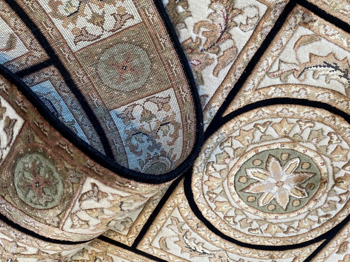 Hand-Woven Imperial Design Hall Runner