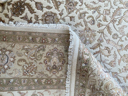 Traditional Hand-Woven Tabriz Design Carpet