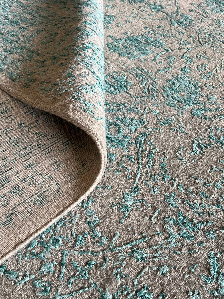 Hand-Woven Modern Transitional Collection