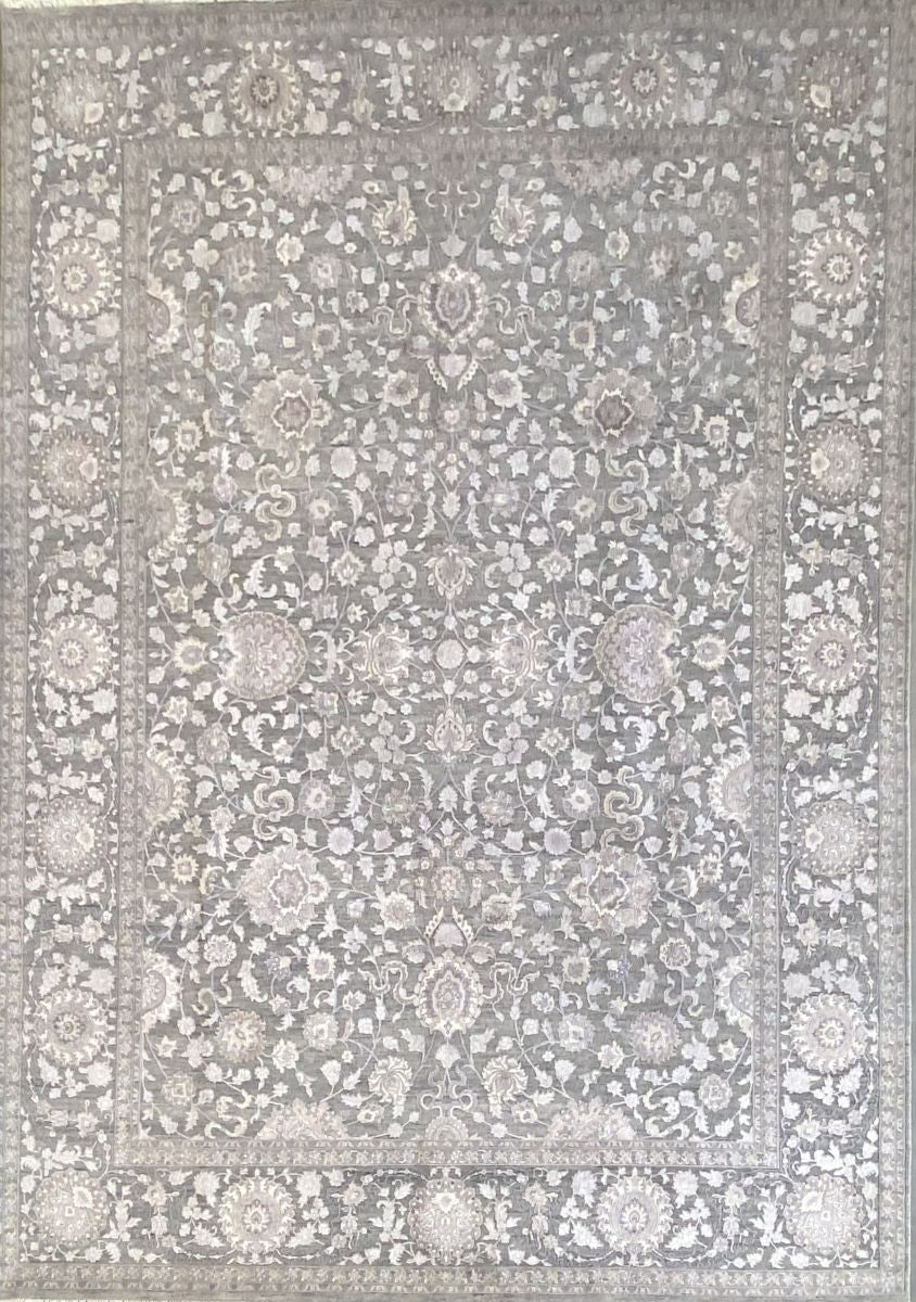 Fine Hand-Knotted Persian Kashan Design Carpet