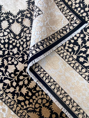 Traditional Handmade Tabriz Design Carpet