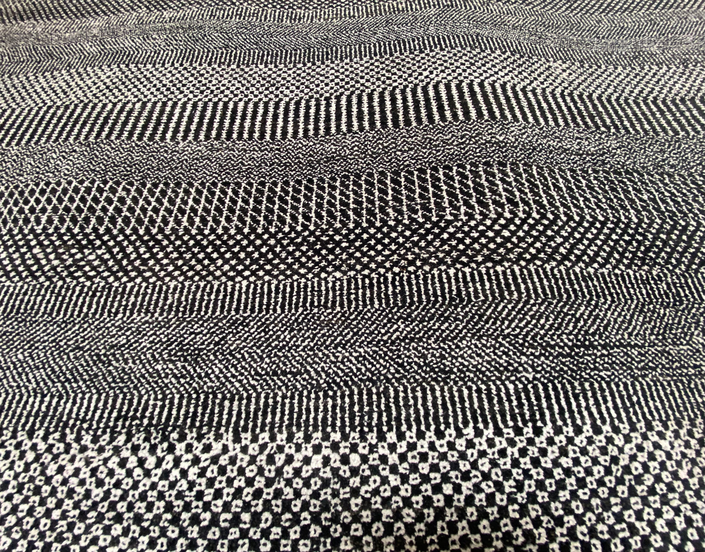 Hand-Woven Modern Shalimar Collection
