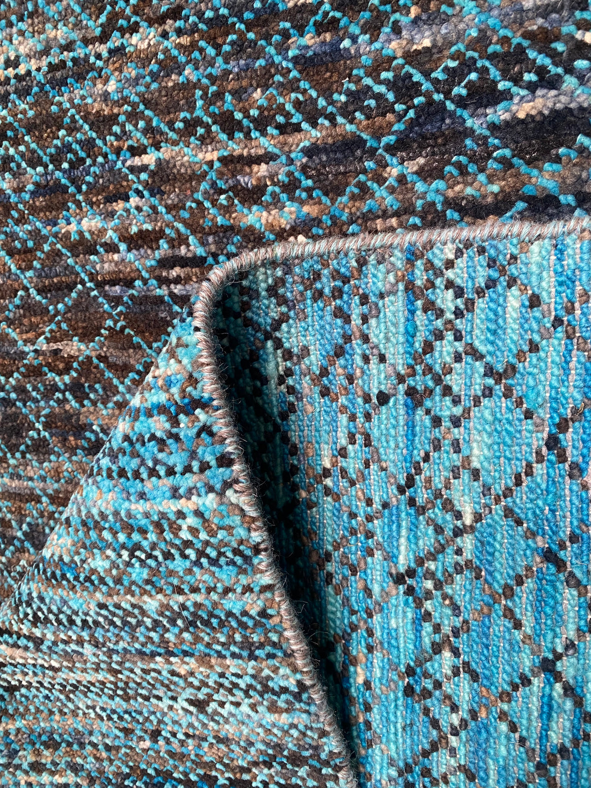 Hand-Woven Modern Shalimar Collection