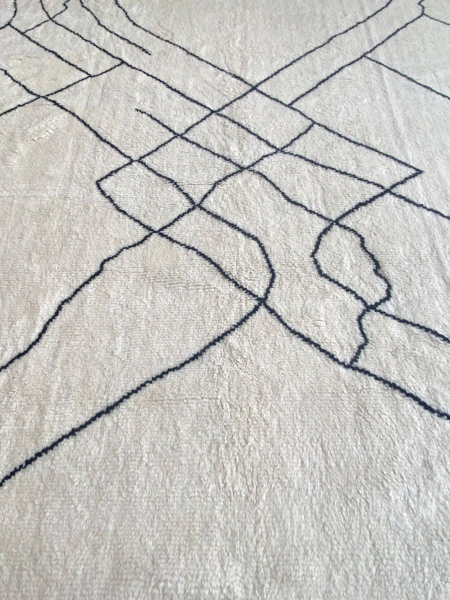 Hand-Woven Modern Moroccan Rug