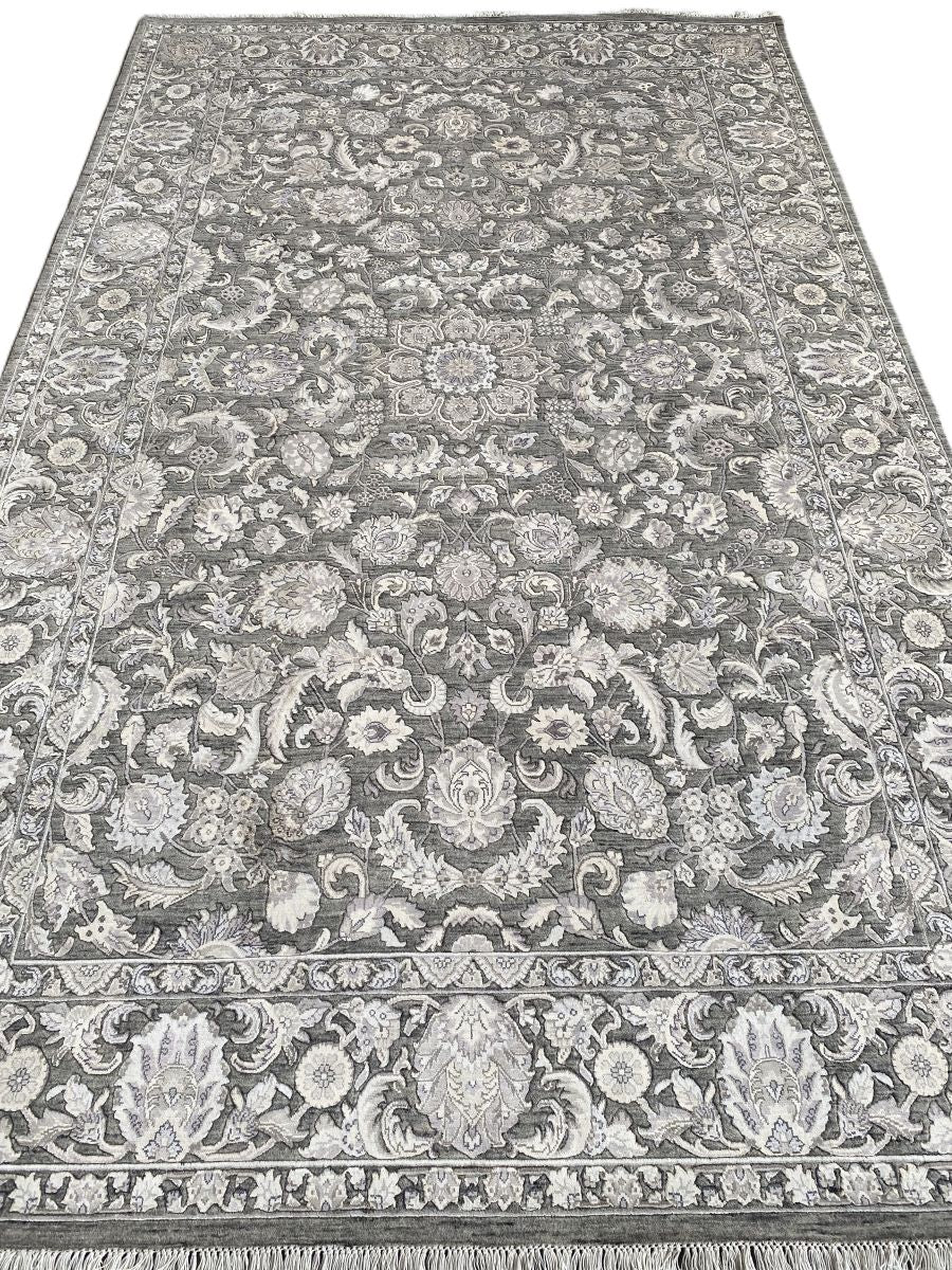 Fine Hand-Knotted Jaipur Isfahan Carpet