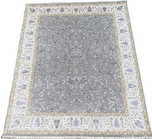 Traditional Hand-Woven Tabriz Design Carpet