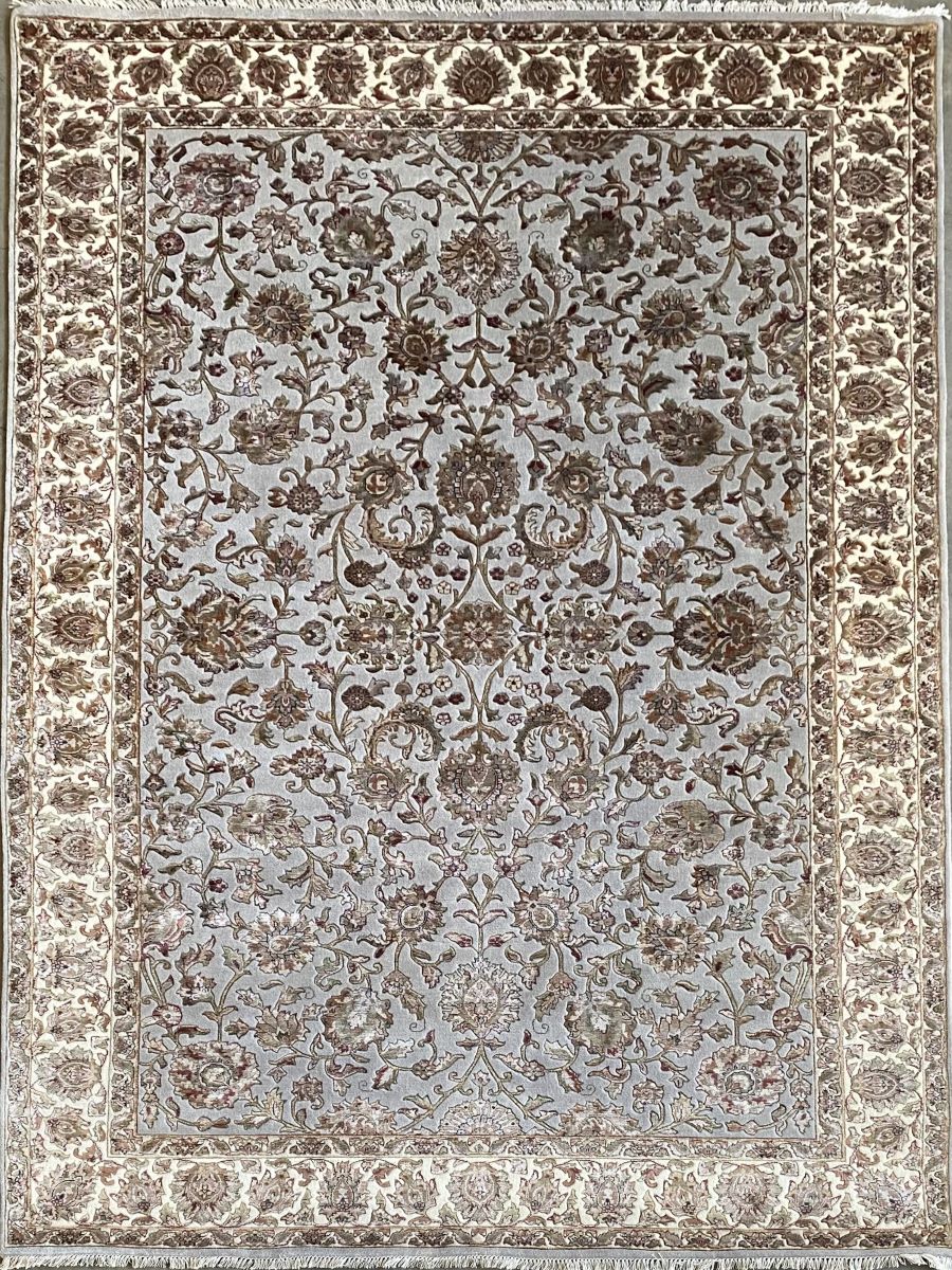 Traditional Hand-Woven Tabriz Design Carpet