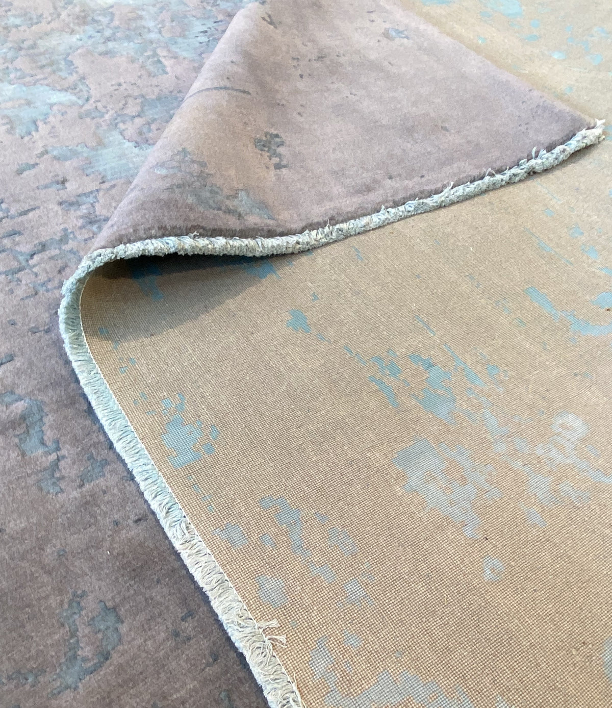 Handmade Modern Persian Transitional Carpet