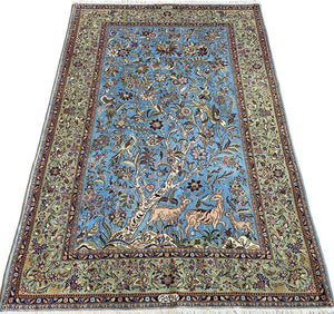 Fine Hand-Knotted Persian Kashan Carpet