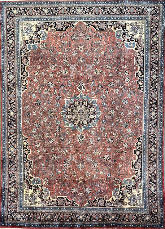 Fine Hand-Knotted Persian Bidjar Carpet