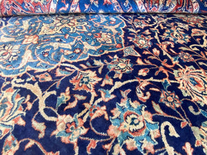 Hand-Knotted Persian Sarouq Carpet