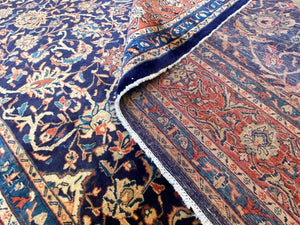 Hand-Knotted Persian Sarouq Carpet