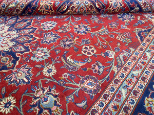 Hand-Knotted Persian Kashan Carpet