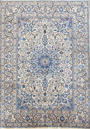 Hand-Knotted Persian Kashan Carpet